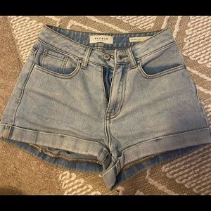 PacSun Mom short! size 23